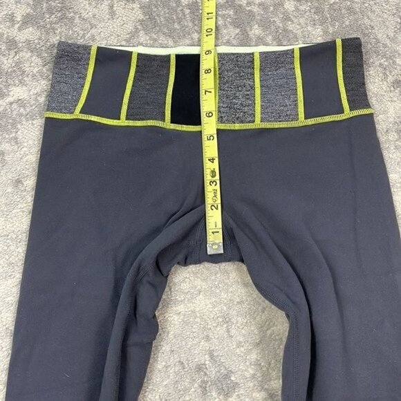 Lululemon Groove Capri Leggings Gray Color Block Neon Stitch Waist Yoga Sz 6 - Picture 7 of 10